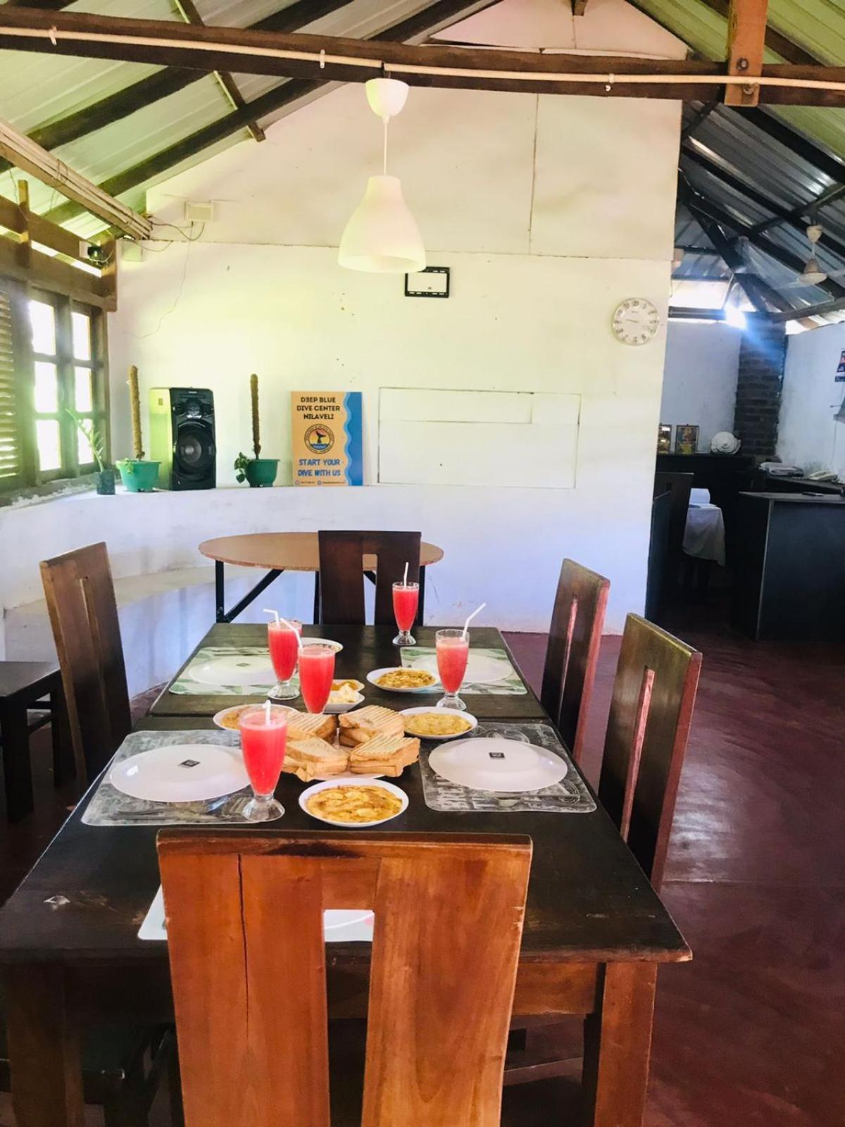 Italian Guest Hotel ตรินโคมาลี ภายนอก รูปภาพ