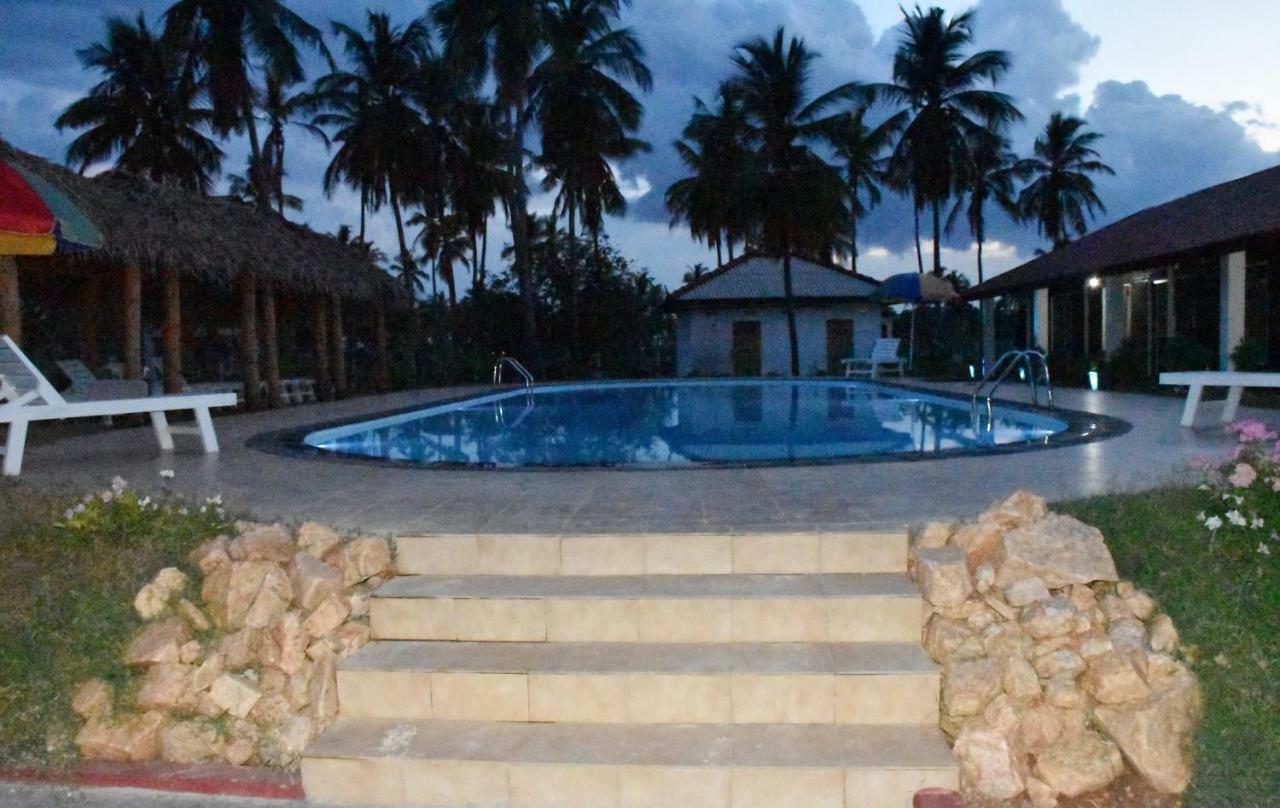 Italian Guest Hotel ตรินโคมาลี ภายนอก รูปภาพ